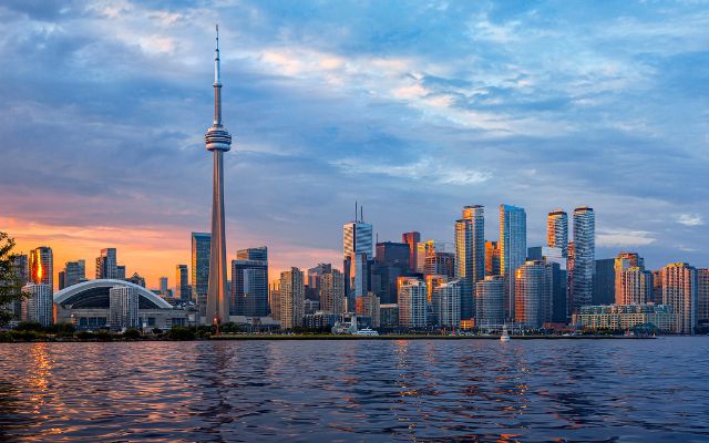 CN Tower and Toronto skyline